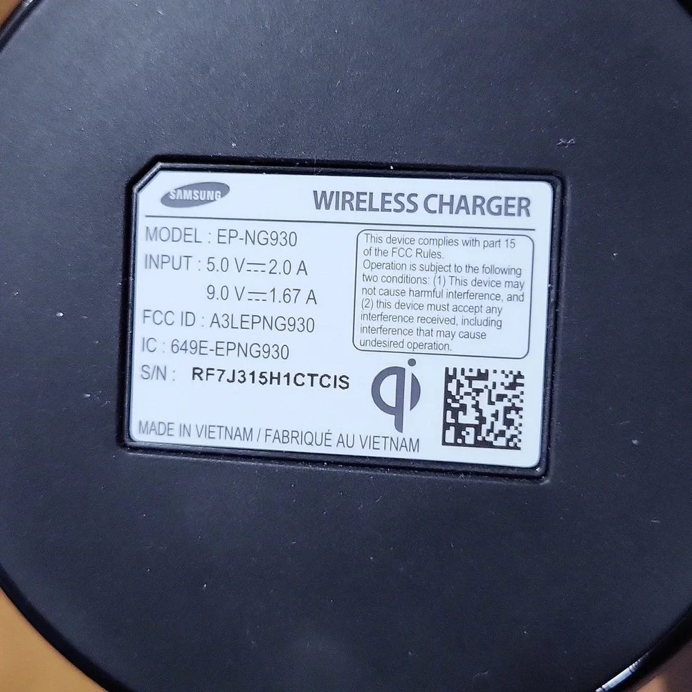 Samsung wireless phone charger cord fast charger box black